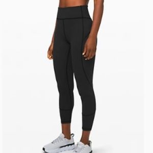 Lululemon - In Movement Tight 25" Everlux